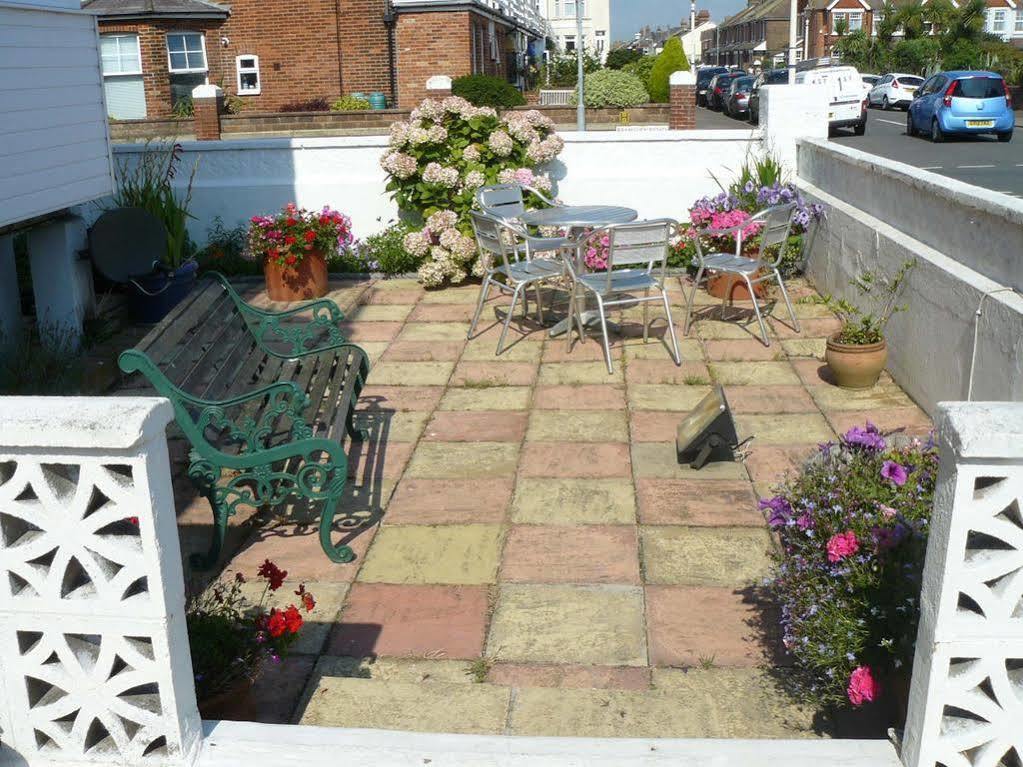 Beamsley Lodge B&B Eastbourne Ngoại thất bức ảnh