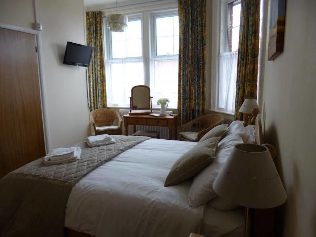 Beamsley Lodge B&B Eastbourne Ngoại thất bức ảnh